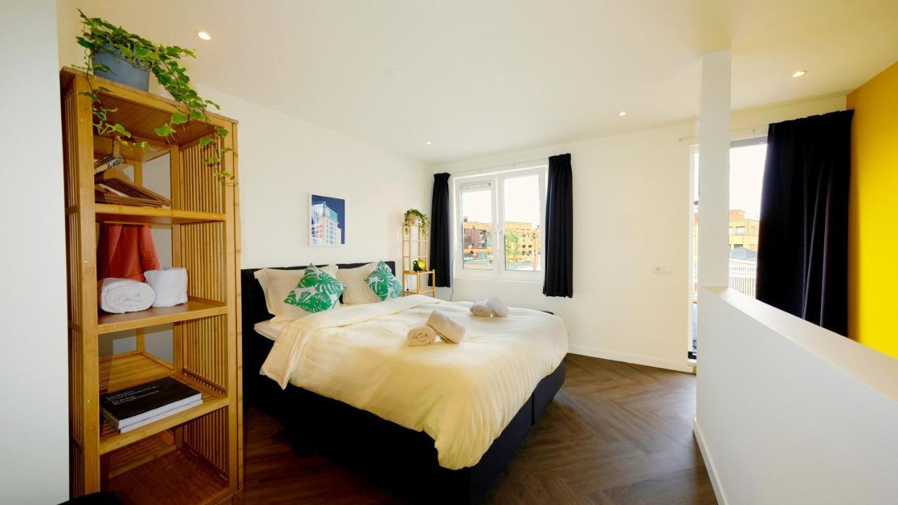 Sunny 45M2 Penthouse With Balcony And Terrace - R65C Apartment Eindhoven Bagian luar foto