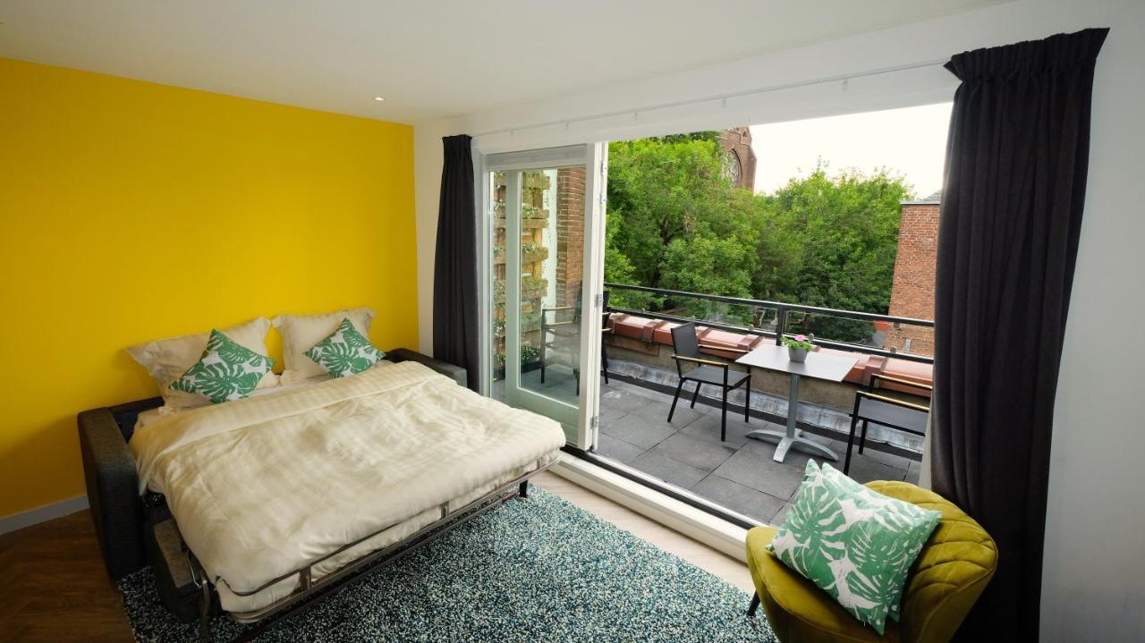 Sunny 45M2 Penthouse With Balcony And Terrace - R65C Apartment Eindhoven Bagian luar foto