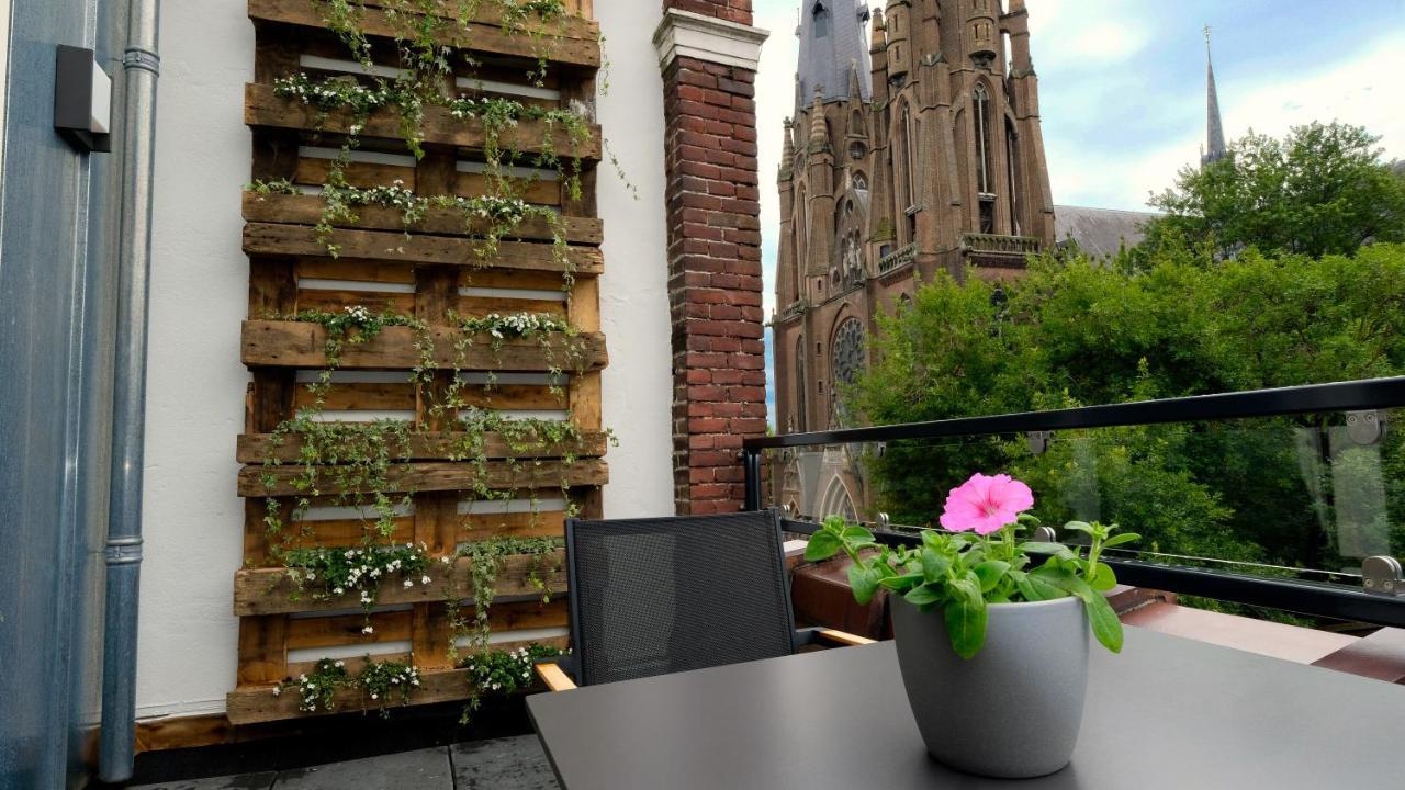Sunny 45M2 Penthouse With Balcony And Terrace - R65C Apartment Eindhoven Bagian luar foto