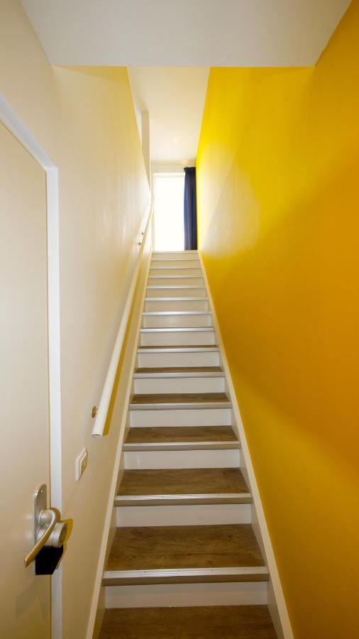 Sunny 45M2 Penthouse With Balcony And Terrace - R65C Apartment Eindhoven Bagian luar foto